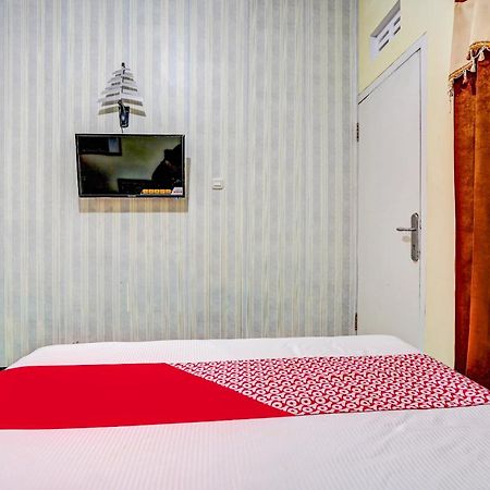 Super Oyo 90642 Lancar Homestay Syariah Tlekung Exterior foto