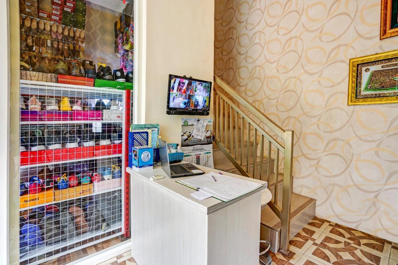 Super Oyo 90642 Lancar Homestay Syariah Tlekung Exterior foto