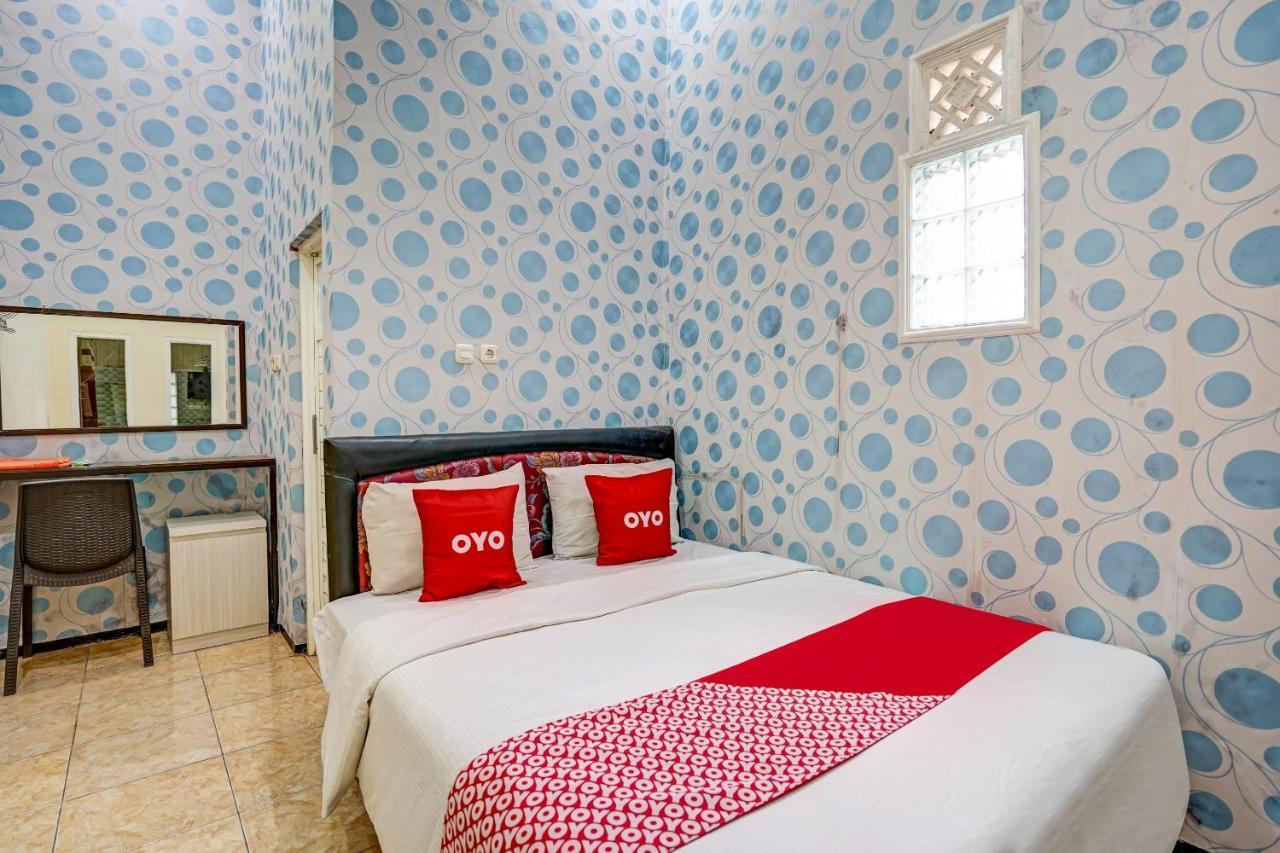 Super Oyo 90642 Lancar Homestay Syariah Tlekung Exterior foto