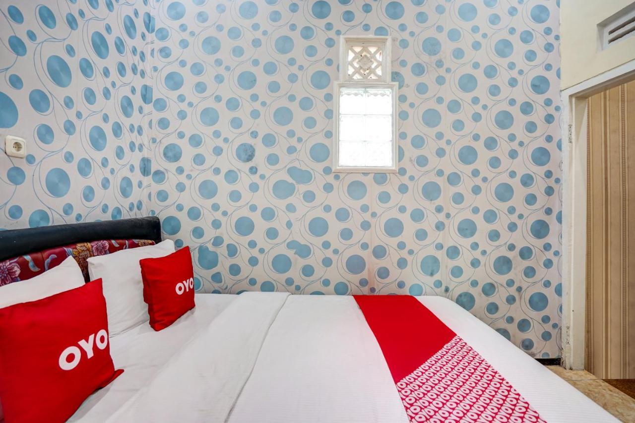 Super Oyo 90642 Lancar Homestay Syariah Tlekung Exterior foto